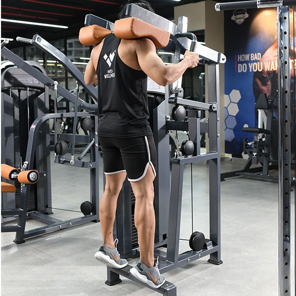 How to Use the Seated Calf Raise Machine: Tips and Tricks